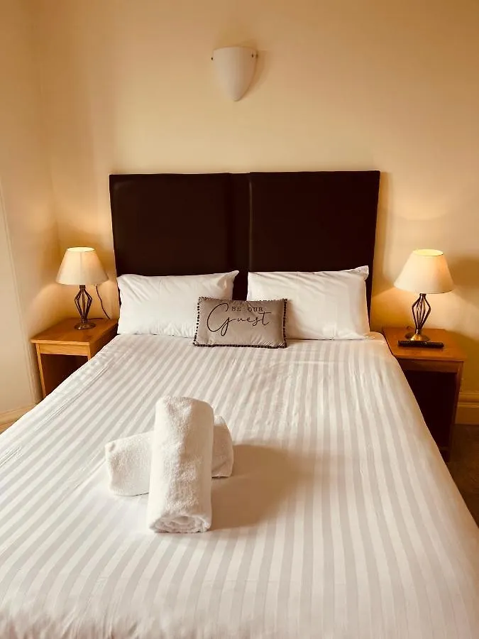 דוסברי Heath Cottage Hotel